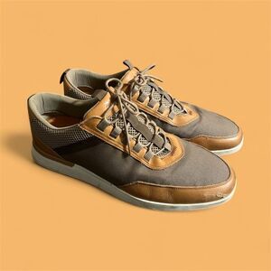 Men's Sz 12 Med Wolf & Shepherd Crossover Victory Trainer